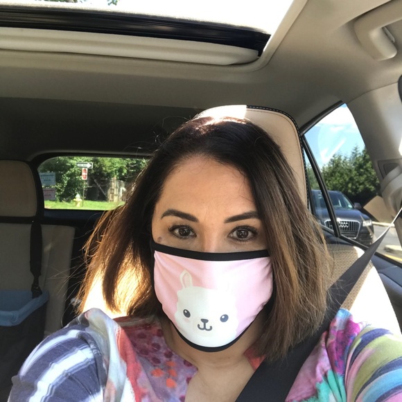 Meet your Posher, Ann-marie - Picture 1 of 7